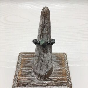 HANDCRAFTED Hematite & Green Banded Agate Stretch Bead Ring